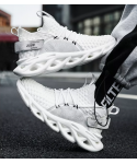 New spring Men's Fashion Sneakers Light socks Casual Shoes Breathable Running Sports shoes Walking Mens soft sole shoes